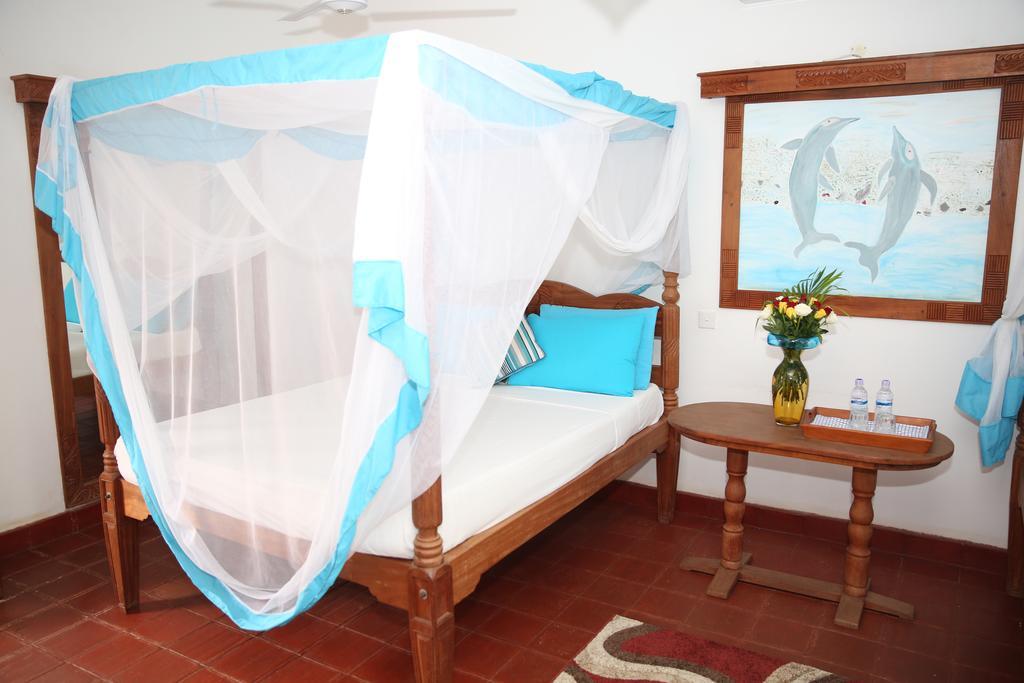 Mangro Hotel Diani Beach Esterno foto